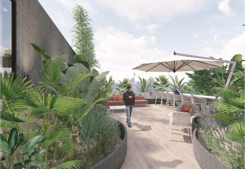Отель Hampton By Hilton Quito La Carolina Park Экстерьер фото