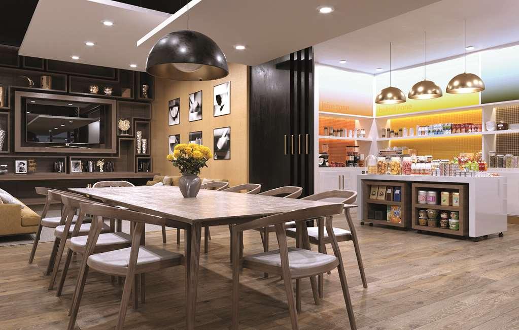 Отель Hampton By Hilton Quito La Carolina Park Ресторан фото